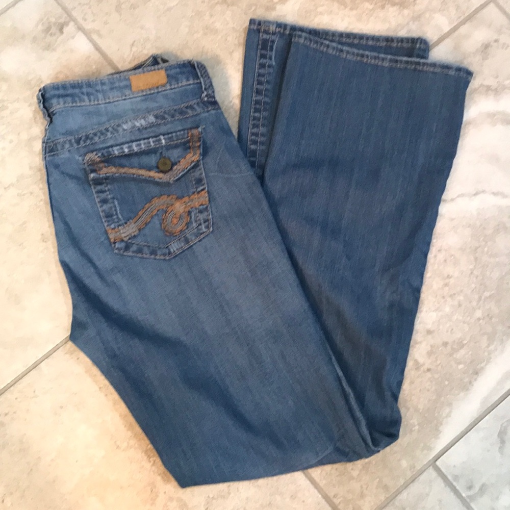 See Thru Soul Bootcut Jeans 32, probably long